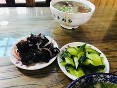 -陇上全荟兰州传统牛肉面(延吉路店)
