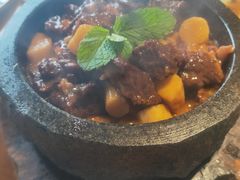 石锅牛肉-伊喜饺子·烤鸭(五道口学院路店)