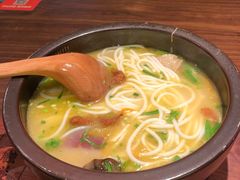 -良米山·云南野生菌过桥米线(上海首店)