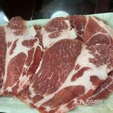 吃一顿正宗重庆火锅，醇厚的牛油锅底加上新鲜食材，真是爽歪歪。