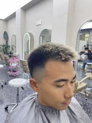 -Hair Co.一间沙龙