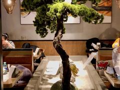 -辣尚瘾·烤鱼·新川菜(牡丹园直营店)