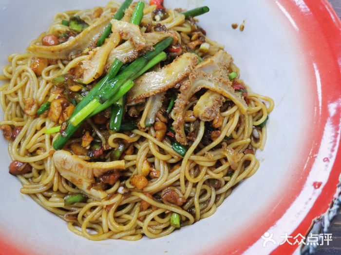 周真真南昌粉面(实验学校店)牛肚拌粉图片