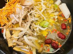 -菌乡缘·野生菌蒸汽鱼火锅(江边夜市店)