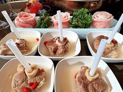 -捞王锅物料理(上海世茂广场店)