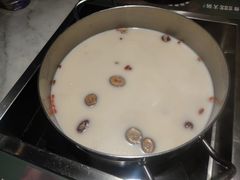 -尚尚仙·酸汤猪手·猪肚鸡火锅(华联万柳购物中心店)