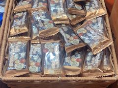 -来伊份(制造局路店)