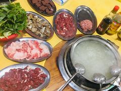 -五洞培记山庄·鲜牛肉火锅