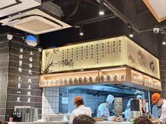 -馋三尺蟹粉小笼(人民广场店)