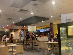 -麦当劳(世界城广场店)