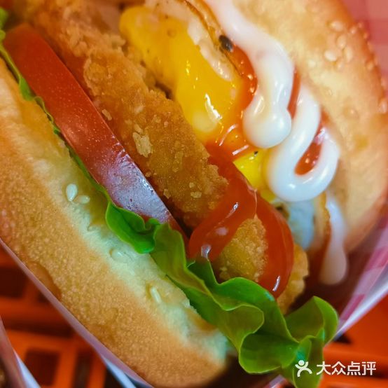 现烤良品莲桂店