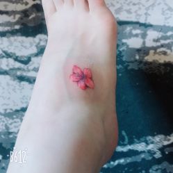 -SNOW TATTOO STUDIO