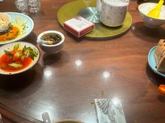 -川流不息·地道川菜·小龙虾(松东路店)