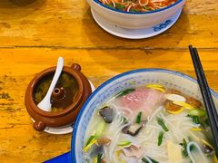 -桥香园云南过桥米线(红龙井店)