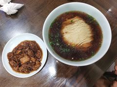 红汤面底-裕兴记•蟹黄面馆(人民广场店)