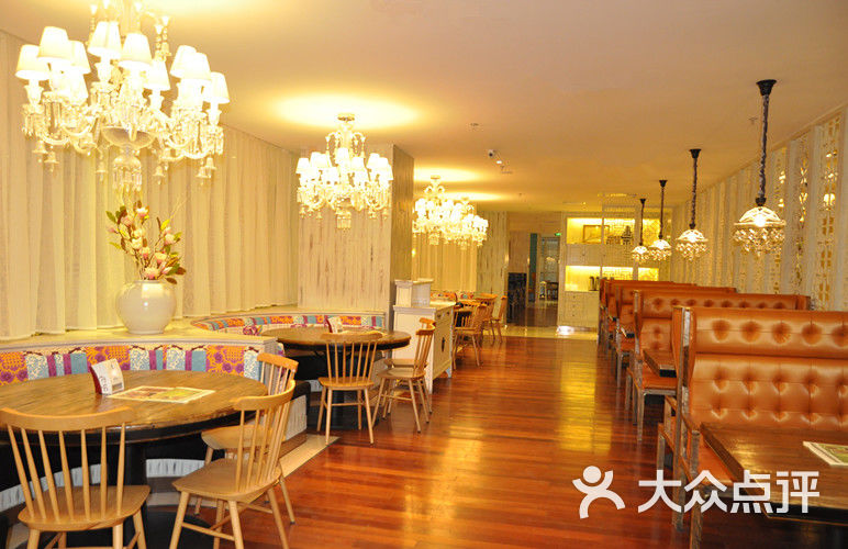 青年公社(原青年餐厅青年路店)-大堂-环境-大堂图片-北京美食-大众