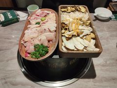 -野·大山里野生菌石锅土鸡(益田假日店)