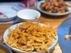 -山河屯铁锅炖(哈西站店)