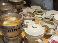 -雍和会海鲜姿造自助(湖东路店)