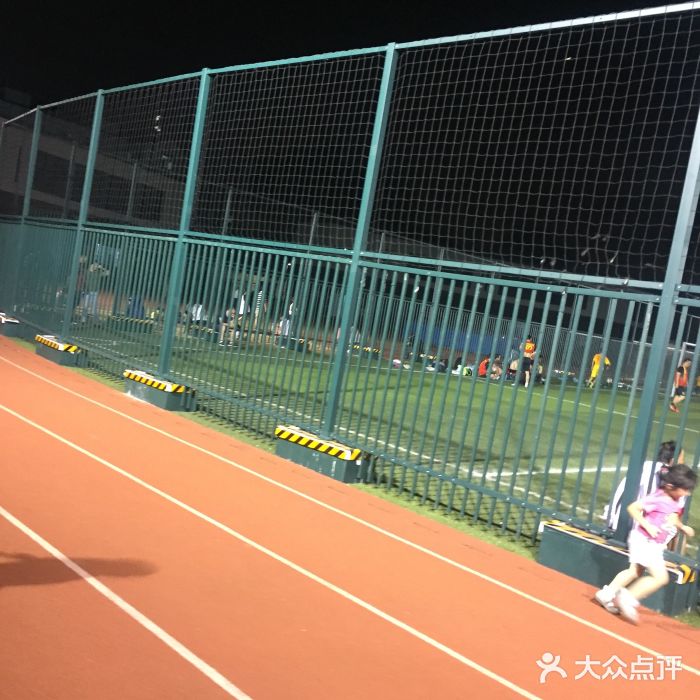 五卅路体育馆图片