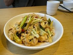 -关东小磨东北菜(上海长风大悦城店)