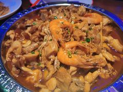 牛蛙煲-胖哥俩肉蟹煲(万国店)