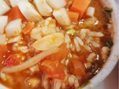 -毛辣果·贵州红酸汤牛肉火锅(西单店)