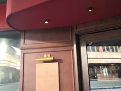 门面-Wolfgang’s Steakhouse 沃夫冈牛排馆(上海白玉兰广场店)