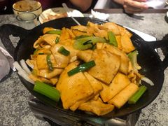 干锅千叶豆腐-华盛园卷子王农家菜水库鱼