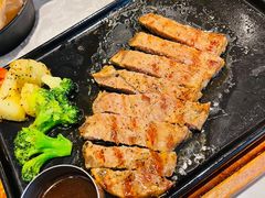 臻选西冷牛排-必胜客(白广路店)