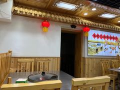 -屯老二农家铁锅炖·行业领军者(梅江店)