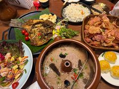 -老滇山寨•云南特色菜•地方菜•民族风情歌舞表演(金碧店)
