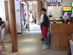 大堂-隔壁老王·家常云南菜(花巷店)