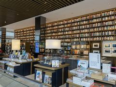 -茑屋书店(天目里店)