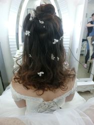 -红馆妆造(中央大街店)