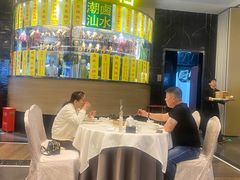 -万龙洲海鲜(大兴绿地缤纷城店)