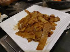 酸笋炒五花肉-美极鲜食坊(宝安南路店)