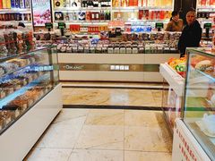 面包甜点陈列柜-泰康食品(南京东路店)
