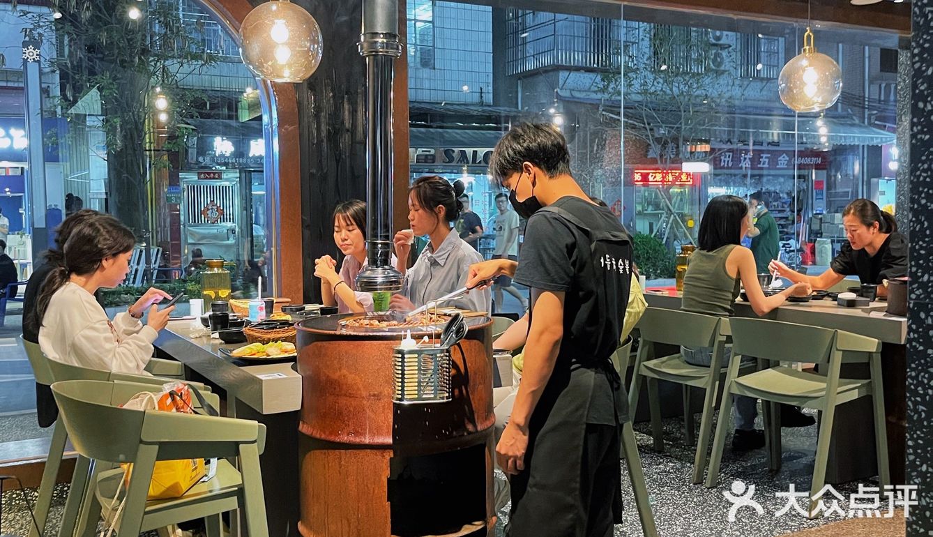 广州探店｜首家韩国站立式烤肉🥓