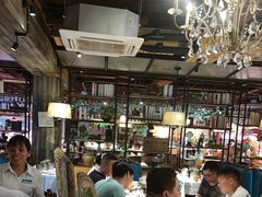 -领鲜活海鲜榴莲自助火锅(东门店)