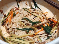 鸡丝凉米线-云海肴·汽锅鸡·云南菜(高德置地店)