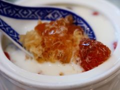 -广信牛奶甜品世家(台东店)