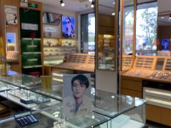 -光明眼镜·蔡司授权(徐泾店)