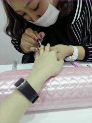 -吉吉靓甲美睫