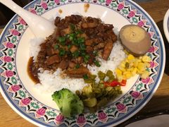 -鑫花溪牛肉米粉(人民广场店)