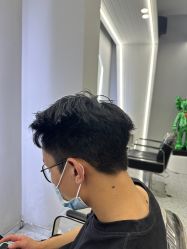 -D.G造型·烫发染发接发