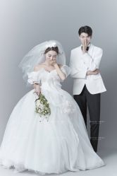 点击看大图 -挪娅婚纱摄影皇家会所
