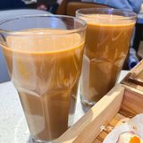 从价格到环境都十分接地气的点心餐厅。酥皮叉烧包