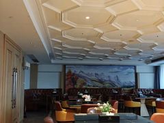 -维也纳酒店(华为广州研发中心罗冲围店)