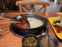 -串门邻居串串火锅(云南南路店)